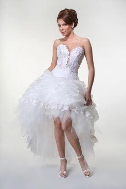 Wedding Saloon :: Короткое свадебное платье со шлейфом - Свадебные